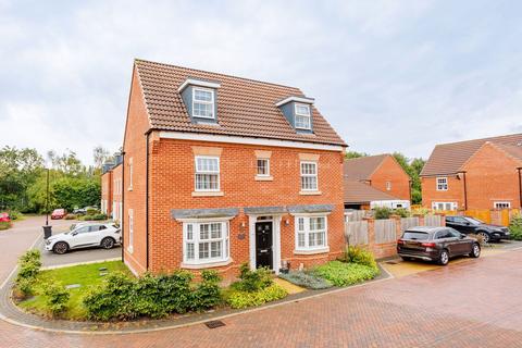 4 bedroom detached house for sale, Ousebank Drive, York YO30