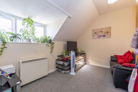 undefined, 5 The Broadway, Crowborough