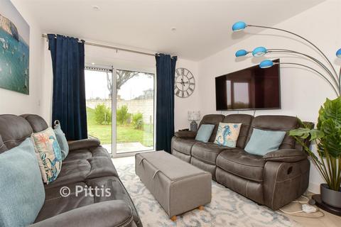 1 bedroom ground floor flat for sale, Grange Road, Sandown, Isle of Wight