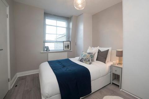 2 bedroom flat to rent, Finchley Road, London NW3