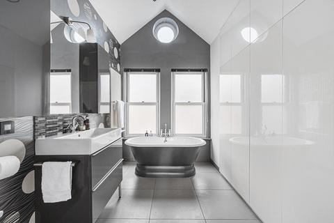 undefined, Framfield Road, Hanwell, London, W7 1NH