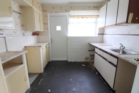 undefined, Luton LU2