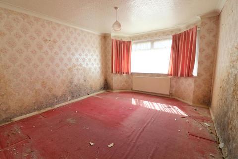 undefined, Luton LU2