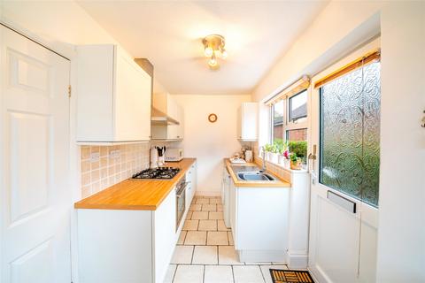 2 bedroom bungalow for sale, Fairway, Keyworth, Nottingham
