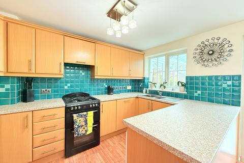 3 bedroom link detached house for sale, Hastings Close, Grays, (with no onward chain)