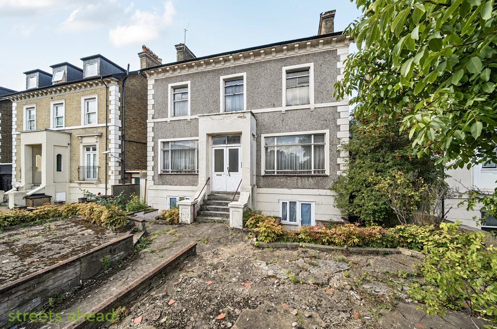 91b03556-d452-480...