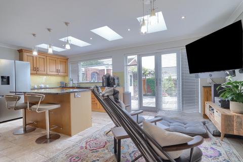 3 bedroom bungalow for sale, Duneside, Elm Tree