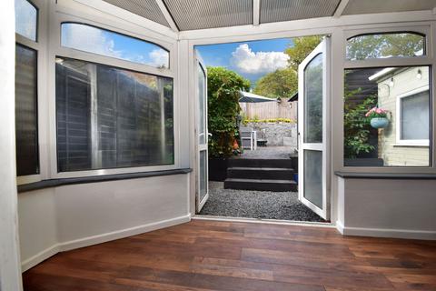3 bedroom semi-detached house for sale, Balmoral Road, Stourbridge DY8