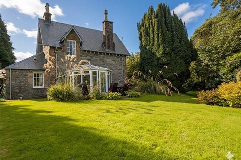 undefined, Manse Brae, Lochgilphead