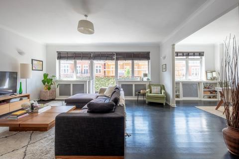 3 bedroom flat for sale, Palace Court, Notting Hill