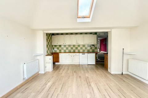 2 bedroom bungalow for sale, The Driveway, Canvey Island
