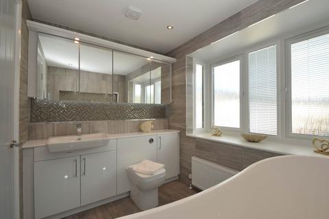 undefined, WEYBRIDGE PARK / MEADOWLANDS PARK - ADDLESTONE / WEYBRIDGE