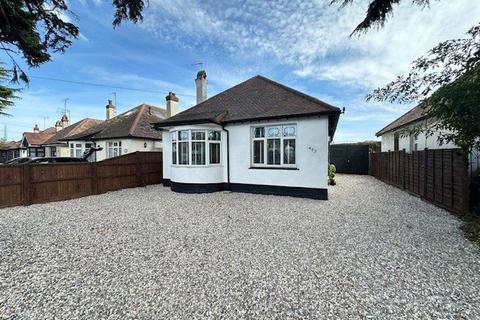 4 bedroom bungalow for sale, Victoria Avenue, Southend-on-Sea, Essex, SS2