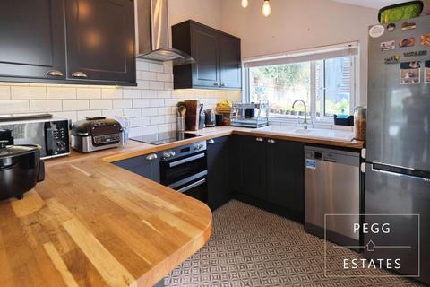 2 bedroom semi-detached house for sale, Westhill Terrace, Newton Abbot
