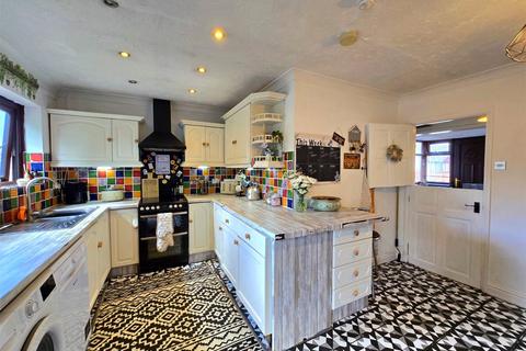 3 bedroom bungalow for sale, Greenwell Close, Crundale, Haverfordwest, Pembrokeshire, SA62