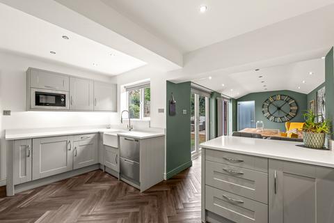 4 bedroom detached house for sale, Quarry Lane, North Anston, S25