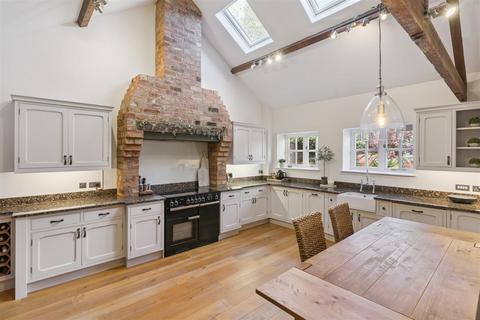 3 bedroom barn conversion for sale, Shucklow Hill, Little Horwood