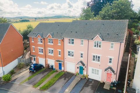 41 Saxon Close, Crediton, EX17 3DS