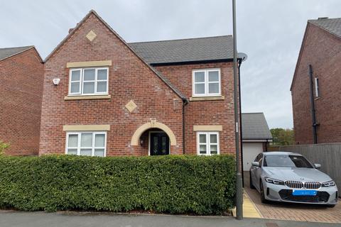 4 bedroom detached house for sale, Cinder Avenue, Swadlincote, DE11