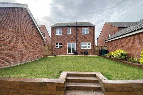 4 bedroom detached house for sale, Cinder Avenue, Swadlincote, DE11
