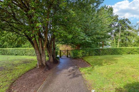 2 bedroom apartment for sale, The Lakes, Aylesford ME20