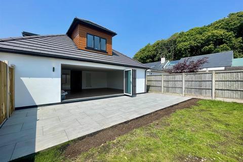 5 bedroom detached house for sale, New Road, West Parley, Ferndown