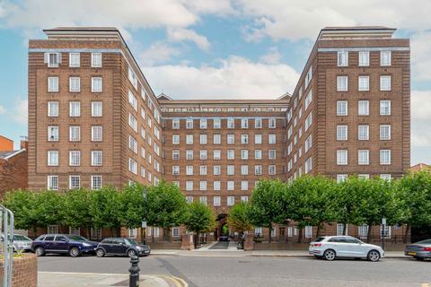 Chelsea Manor Street, London SW3