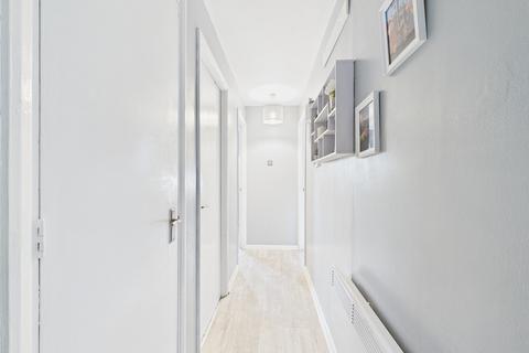 2 bedroom block of apartments for sale, London Road, Benfleet, SS7