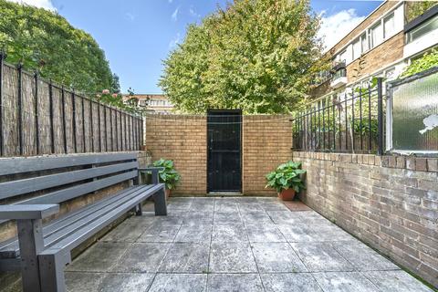 3 bedroom apartment for sale, Musbury Street, London, E1