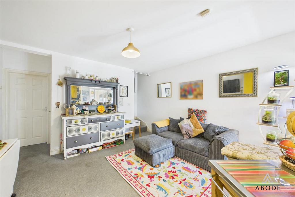 CAM03790 G0-PR0082-STILL029.jpg