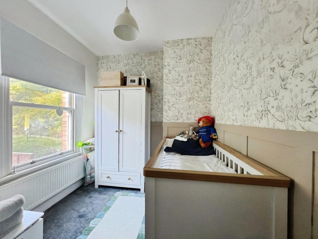 Pbox-bedroom-333910.jpg