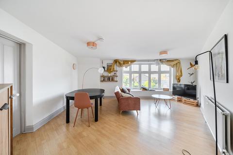 1 bedroom apartment for sale, Mantle Road, London