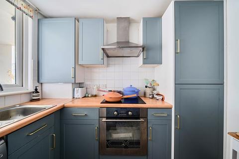 1 bedroom apartment for sale, Mantle Road, London