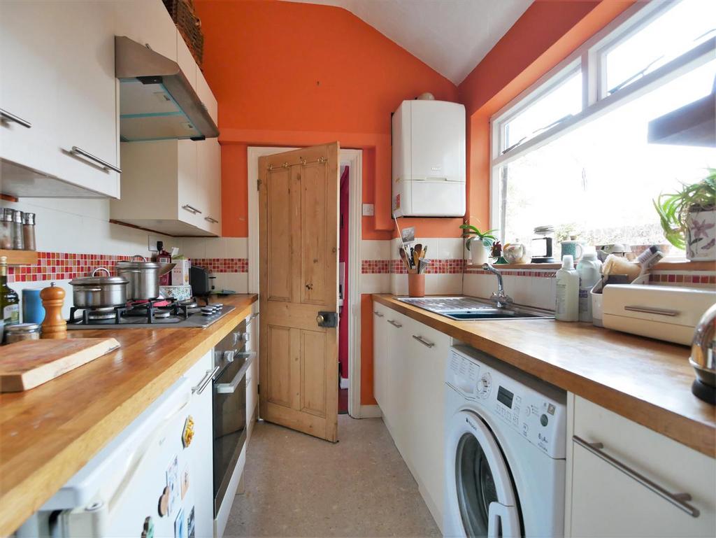 Kitchen.JPG