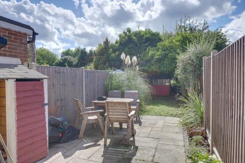 undefined, Queens Road, Caversham