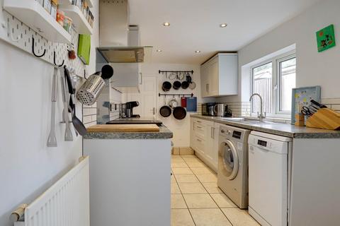 undefined, Queens Road, Caversham