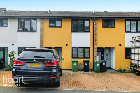 Lamerton Close, Bordon