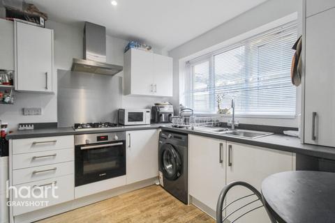 Lamerton Close, Bordon