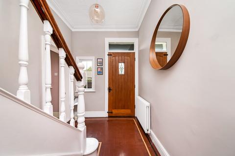 3 bedroom semi-detached house for sale, Barnsley Road, Wakefield, WF2