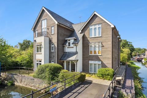 Apartment 4, Island Apartments, 32 Royal Quay, Harefield, Uxbridge, UB9 6FG