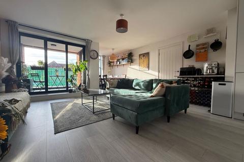 2 bedroom flat for sale, Northdown Road, Margate CT9
