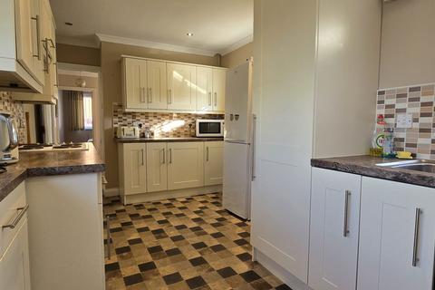 2 bedroom semi-detached bungalow for sale, Marlborough Road, Hastings Hill, Sunderland, Tyne and Wear, SR4 9NG