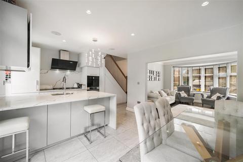 undefined, Whitton Drive, Greenford
