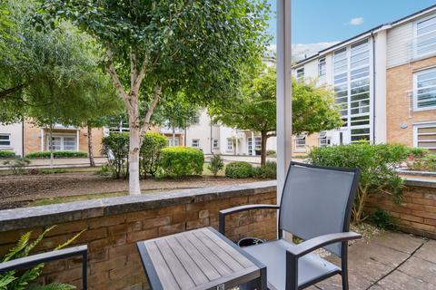 1 bedroom flat for sale, The Quadrant, Rickmansworth WD3