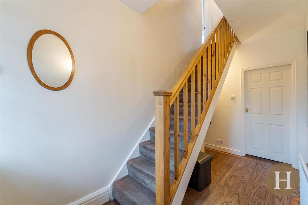 Porch/ Hallway