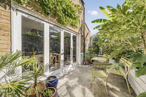 3 bedroom terraced house for sale, Furley Road, London SE15