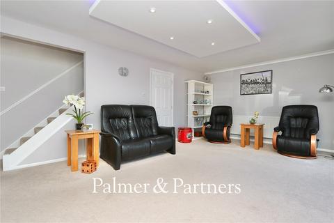 86 Sandringham Close, Ipswich, IP2 9DU