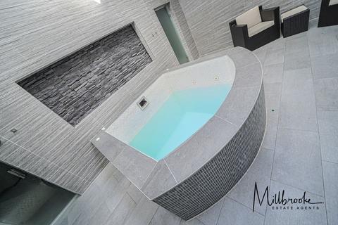 6 bedroom detached house for sale, Whitecot, Greenleach Lane, Worsley, M28 2RX