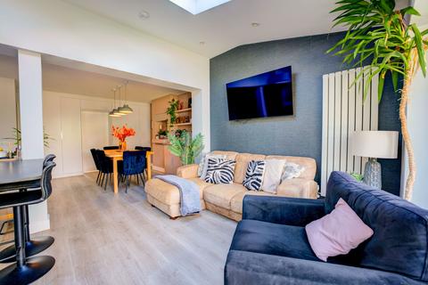 20 Albert Road, Rustington, Littlehampton, BN16 3JT