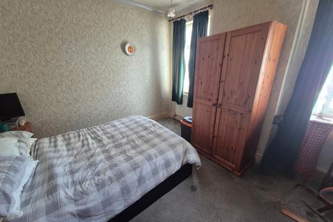 undefined, Arundel Road, Luton, Bedfordshire, LU4 8DY
